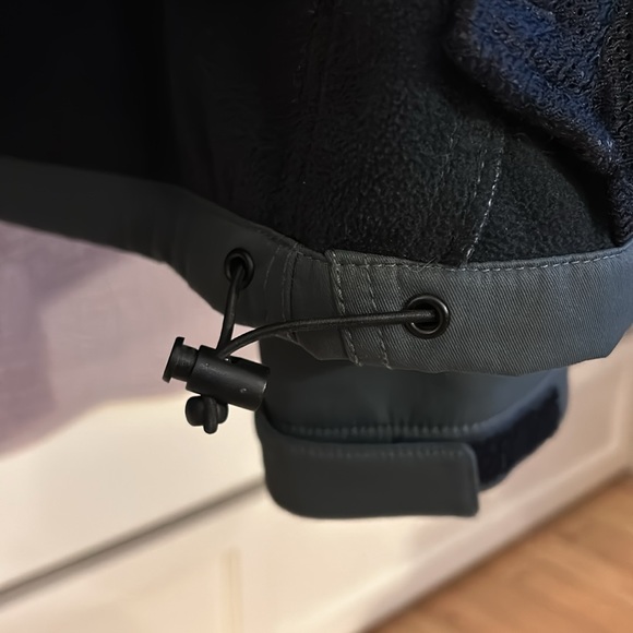 Men’s Vans Mountain Edition Jacket - Picture 10 of 11